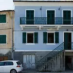 Casa Lella アパート